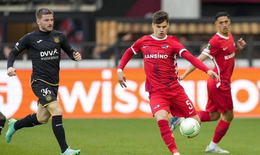 继续扩写这 继续扩写这